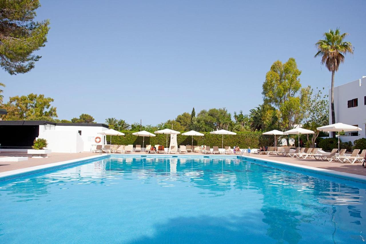 Apartamentos Club Cala Azul Sant Carles de Peralta Exterior foto